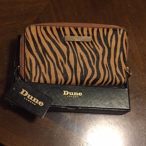 Price firm 🔥 dune London wallet 🔥